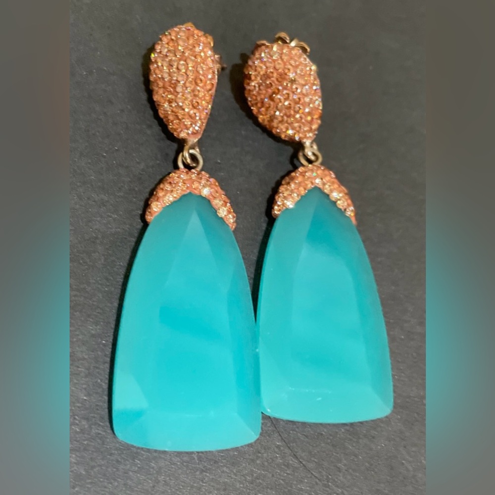 Roxelana Earring Stunning turquoise with gold rhinestones